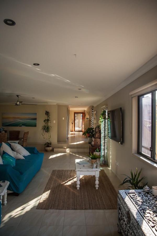 Ferienwohnung Beach Escape Magnesium Pool Dog Happy Gc Airport Gold Coast Exterior foto